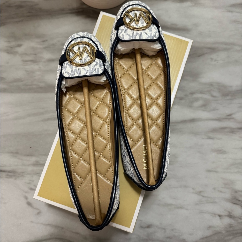 Michael Kors Navy and White Flats